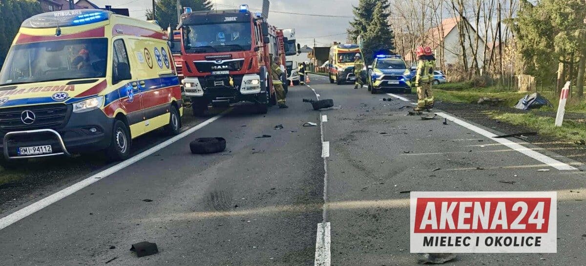 Droga Mielec – Tarnobrzeg zablokowana. 3 osoby trafiły do szpitala! [FOTO]